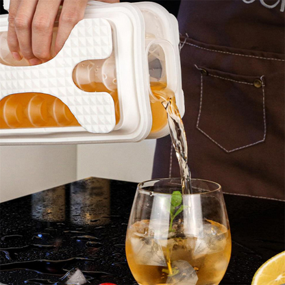 2-in-1 Ice Cube Tray Bottle – Portable Ice Maker & Cold Drink Container
